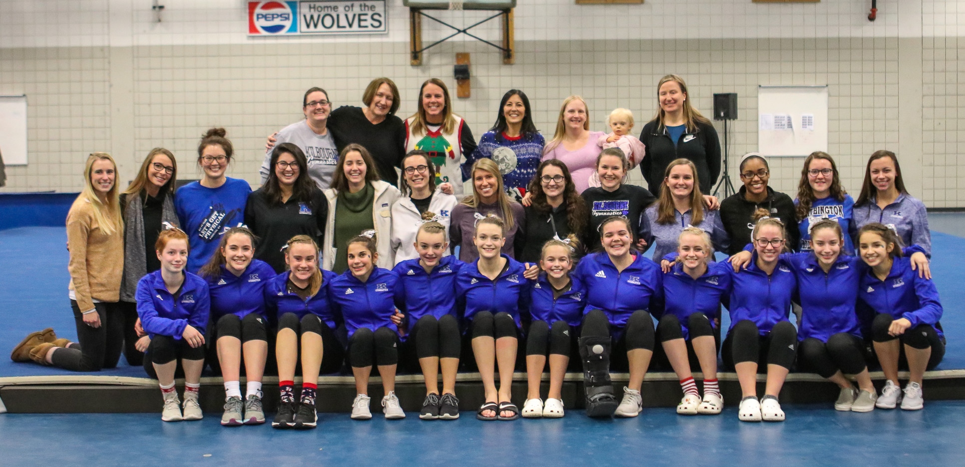 Big alumni pic cropped